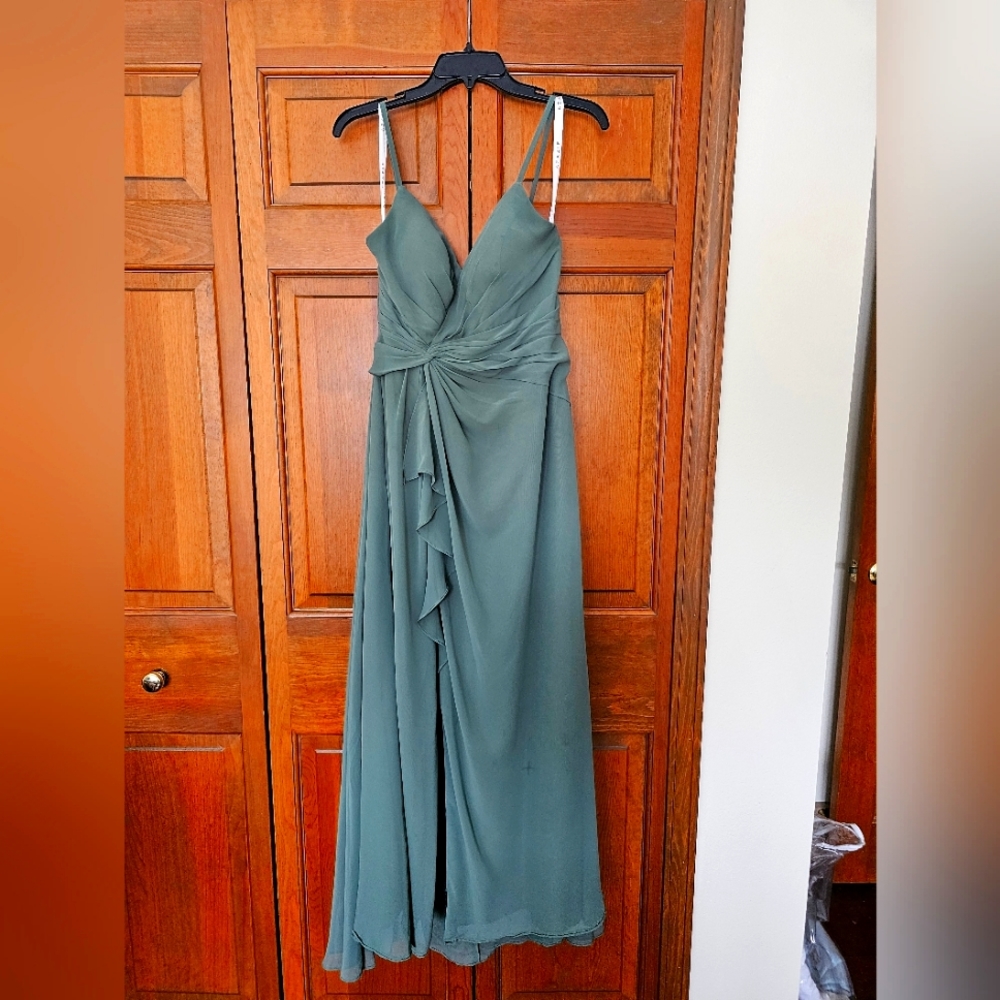 Azazie Emerald Dress in Eucalyptus, A6